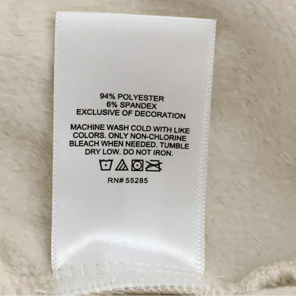 NWT $88 Express Edition Oversized Soft Dreamy Neutral Velour Robe Ivory/Cream XS - Picture 11 of 12